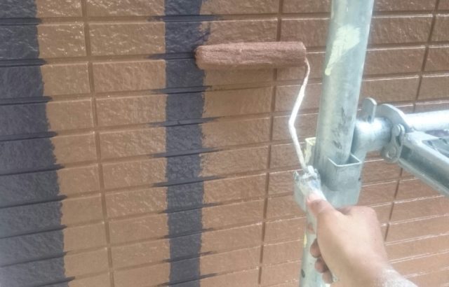秦野市にて屋根塗装、外壁塗装工事を進めていきます！