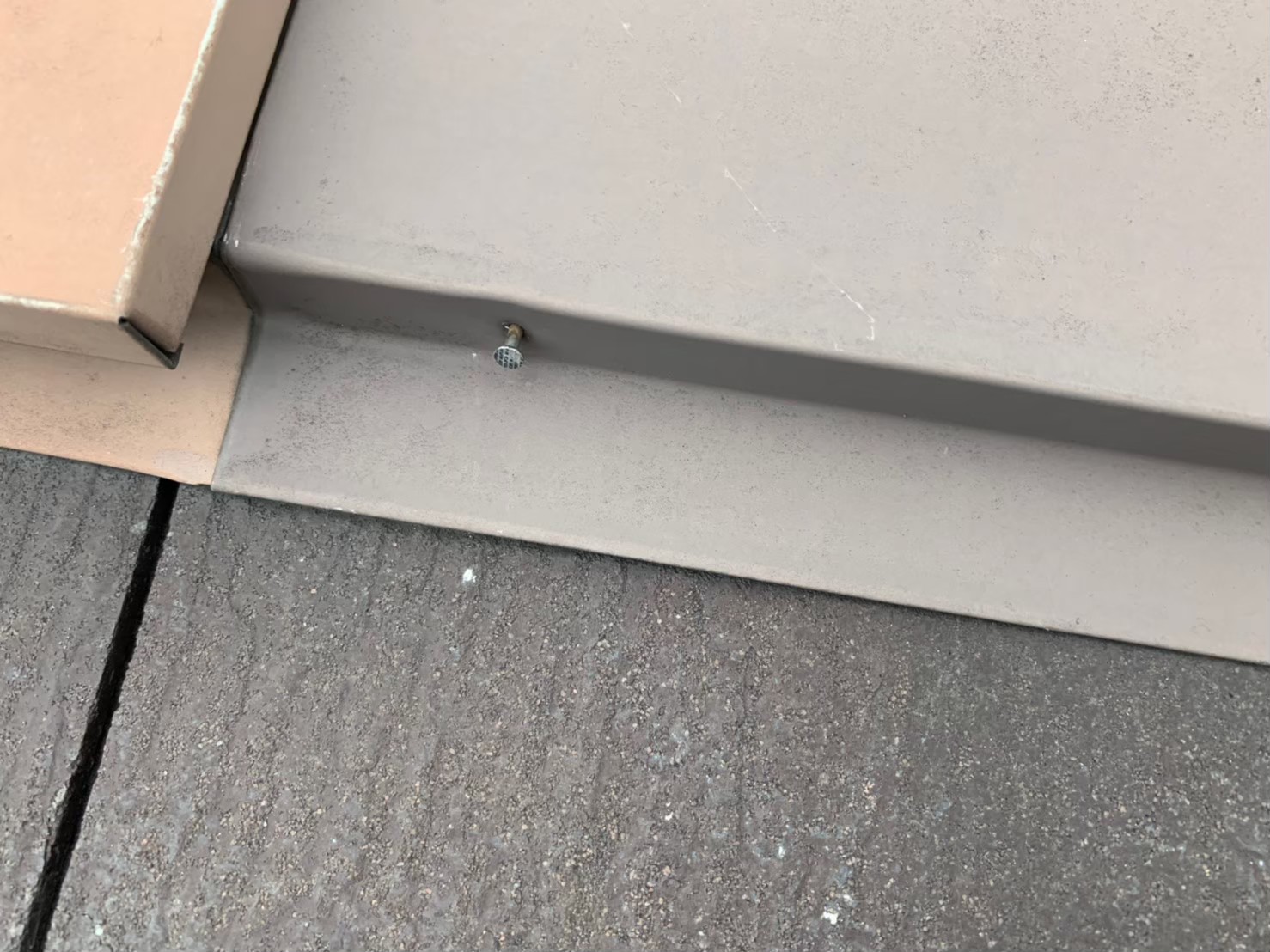 屋根板金の補修