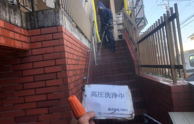 神奈川県伊勢原市　T様邸　外壁塗装工事　下地処理　高圧洗浄