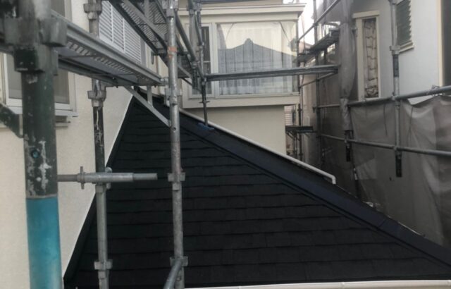 神奈川県秦野市　K様邸　屋根塗装・外壁塗装工事　足場の設置